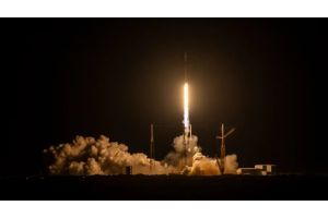 Ракета Falcon 9 доставила на орбиту 22 спутника Starlink