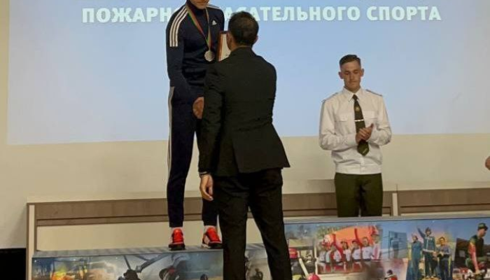 Спасатель из Добруша завоевал «серебро» в пожарном спорте