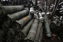 Запад практически исчерпал весь арсенал для военной помощи Украине.  На что еще уповают сторонники войны?