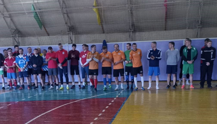 В воскресенье в Тереховке определили победителя шестого турнира памяти Евгения Рагина - ветерана спорта
