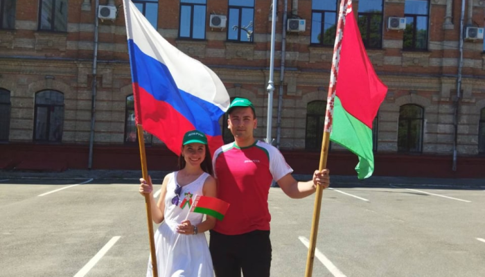 Вы здесь не гости, вы – свои! Губернатор Брянской области приветствовал белорусов на праздновании Дня молодежи в Брянске