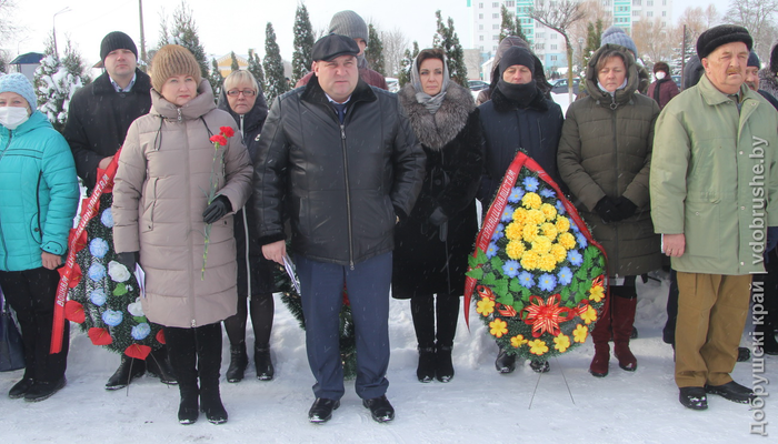 «Нам был отдан приказ». В Добруше вспомнили погибших и почтили ветеранов афганской войны