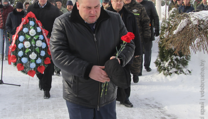 «Нам был отдан приказ». В Добруше вспомнили погибших и почтили ветеранов афганской войны