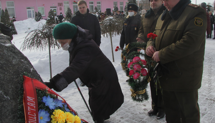 «Нам был отдан приказ». В Добруше вспомнили погибших и почтили ветеранов афганской войны