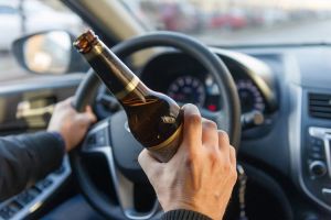 Арест и штраф больше тысячи рублей: житель Чечерска без водительских прав снова сел за руль пьяным