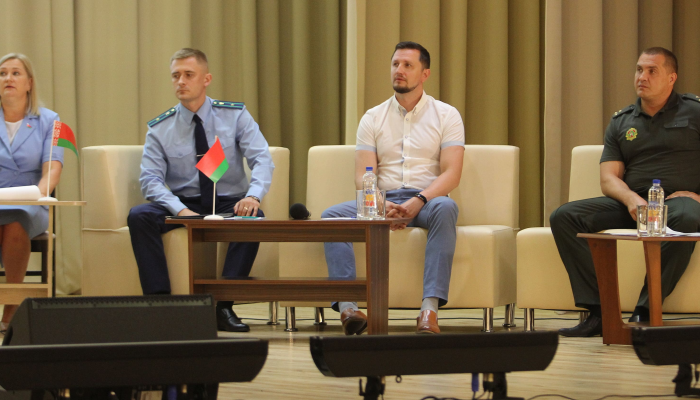 На диалоговой площадке в Добруше обсудили концепцию национальной безопасности