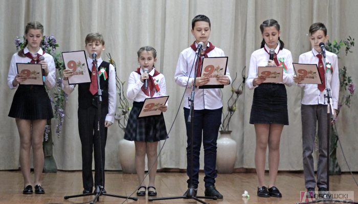 В гимназии состоялась премьера масштабной театрализации, посвященной 77-й годовщине Победы в Великой Отечественной войне
