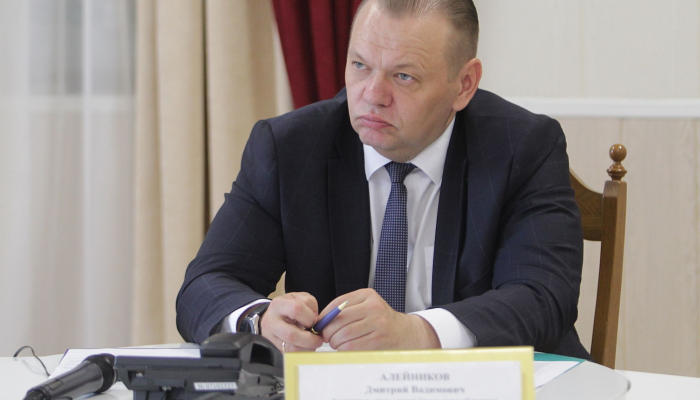 Заместитель председателя областного исполнительного комитета Дмитрий Алейников встретился с представителями организаций социальной сферы