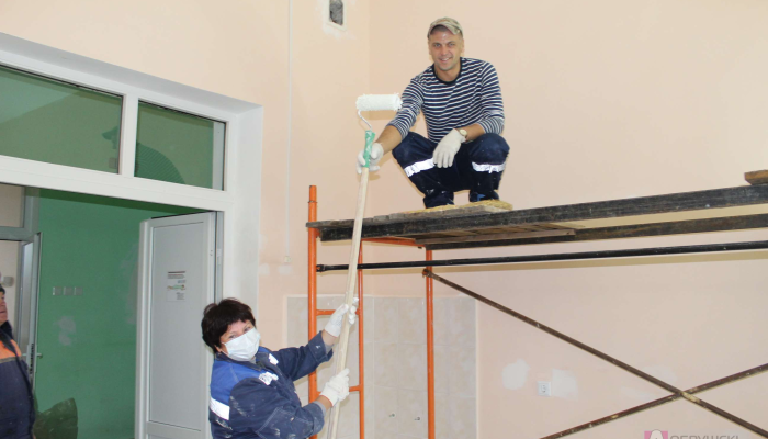 Кто приложил руку к ремонту палат в Добрушской больнице