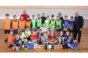 Предприниматель из Добруша экипировала детскую футбольную команду