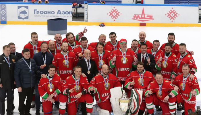 Команда Президента в 11-й раз стала победителем любительского хоккейного турнира