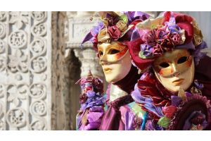 Венецианский карнавал впервые проведут онлайн