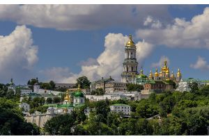 Атака на православие продолжается. Разграбят ли фонды Киево-Печерской Лавры?