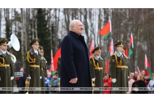 Президент призывает народ в Беларуси сплотиться и проявлять бдительность