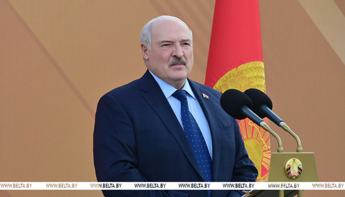 Лукашенко: вопрос в отношении тех, кто уехал, но хочет в Беларуси лечиться задешево, будет урегулирован