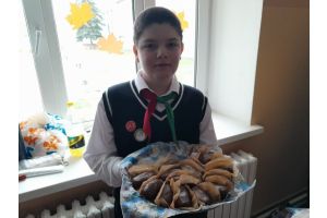 Добрушане поделились теплом души с детьми Донбасса: благотворительная ярмарка 