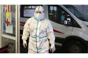 В России за сутки зарегистрировали 820 смертей из-за COVID-19 - максимум с начала пандемии 