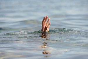 Во время купания в переростовском озере утонул 14-летний школьник