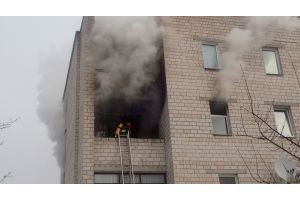 При пожаре в Гомельском районе спасены 10 человек