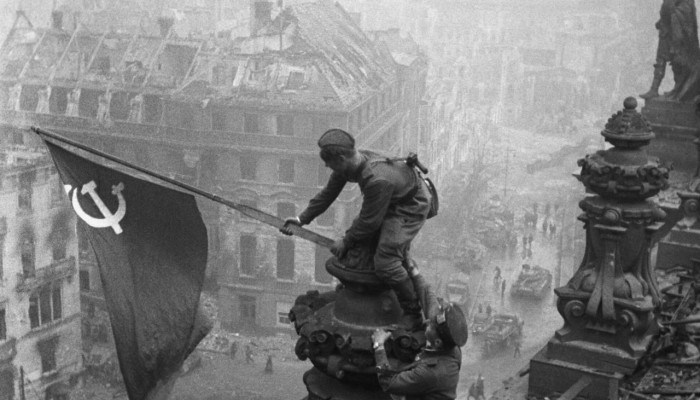 Как на Западе исподволь переписывают историю Второй мировой войны