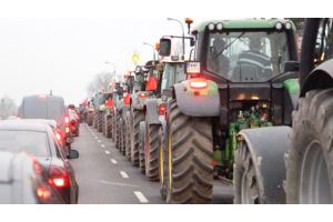 В Польше на акцию протеста выехали фермеры на тракторах