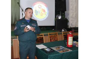 Начальник Добрушского районного отдела по чрезвычайным ситуациям встретился с жителями Тереховки