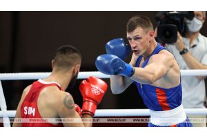 Белорусский боксер Владислав Смягликов победил в первом поединке олимпийского турнира