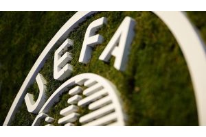 УЕФА призывает доиграть национальные чемпионаты и кубковые турниры