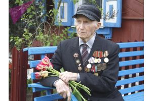 Добрушанин Сергей Одиноченко одним из первых в районе получил юбилейную медаль 