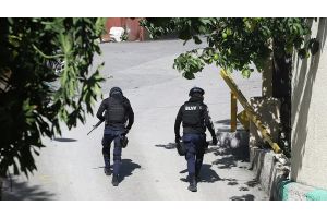 Полиция Гаити задержала 11 подозреваемых в убийстве президента