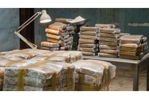 Более тонны кокаина задержали на таможне в Марокко