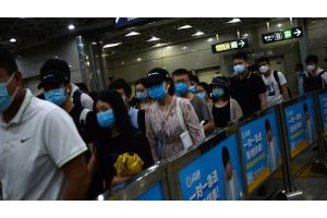 В Китае за сутки выявили 40 новых случаев заражения коронавирусом