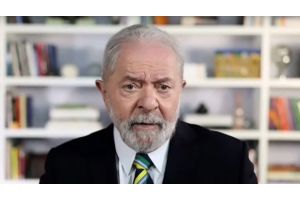 Бывший президент Бразилии Лула да Силва обвинил Зеленского в желании войны с Россией