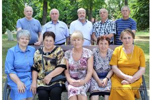 Выпускники бывшей Демьянковской средней школы собрались на встречу одноклассников через 50 лет
