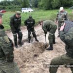 Поднятием останков 19 солдат окончилась первая в этом году Вахта памяти добрушских поисковиков