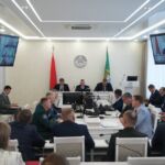Урожай зерна в этом году неплохой, отметил Александр Лукашенко, ни в коем случае нельзя допустить, чтобы кампания проходила в небрежном режиме