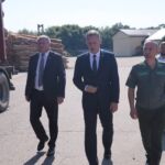 Помощник Президента — инспектор по Гомельской области Руслан Пархамович ознакомился с работой Речицкого опытного лесхоза