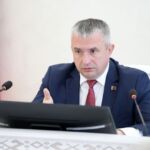 Еженедельное аппаратное совещание председатель облисполкома Иван Крупко начал с вопроса проведения уборочной кампании