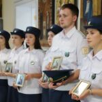 С чистой душой и верой в сердце: молодым сотрудникам Гомельской таможни вручили первые погоны и иконы-покровители