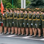 В мире растет число государств, вводящих призыв женщин  на срочную службу.  Грозит ли это белорускам?