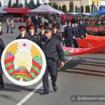 Торжественное шествие, праздничные концерты и чествование самых достойных жителей: с гордостью и любовью добрушане отметили два важных события в жизни города