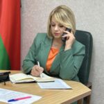 О семейных ценностях и не только: сенатор Людмила Сапего провела прямую телефонную линию с жителями Гомельщины