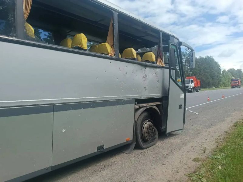 Что стоит за ударом украинского дрона  по белорусскому автобусу с детьми